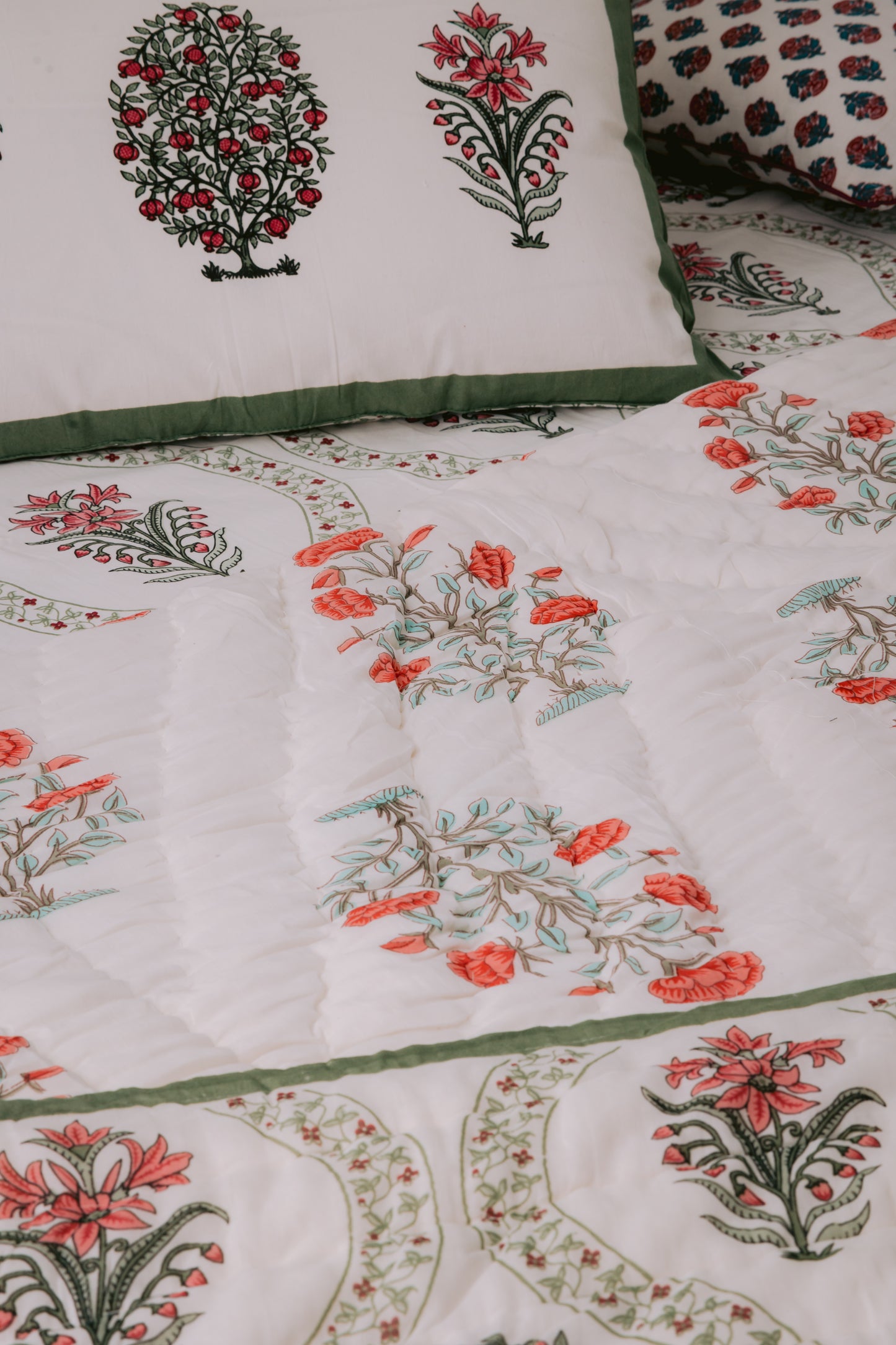 Reversible Jaipuri Comforter Set